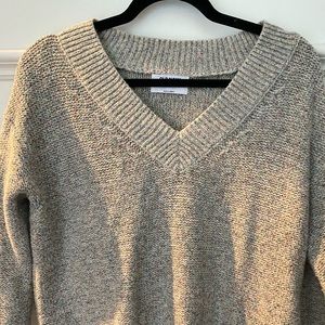 Old Navy v neck sweater